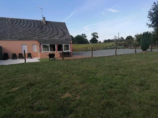Gite De La Courtoisie Gavray-sur-Sienne Екстер'єр фото
